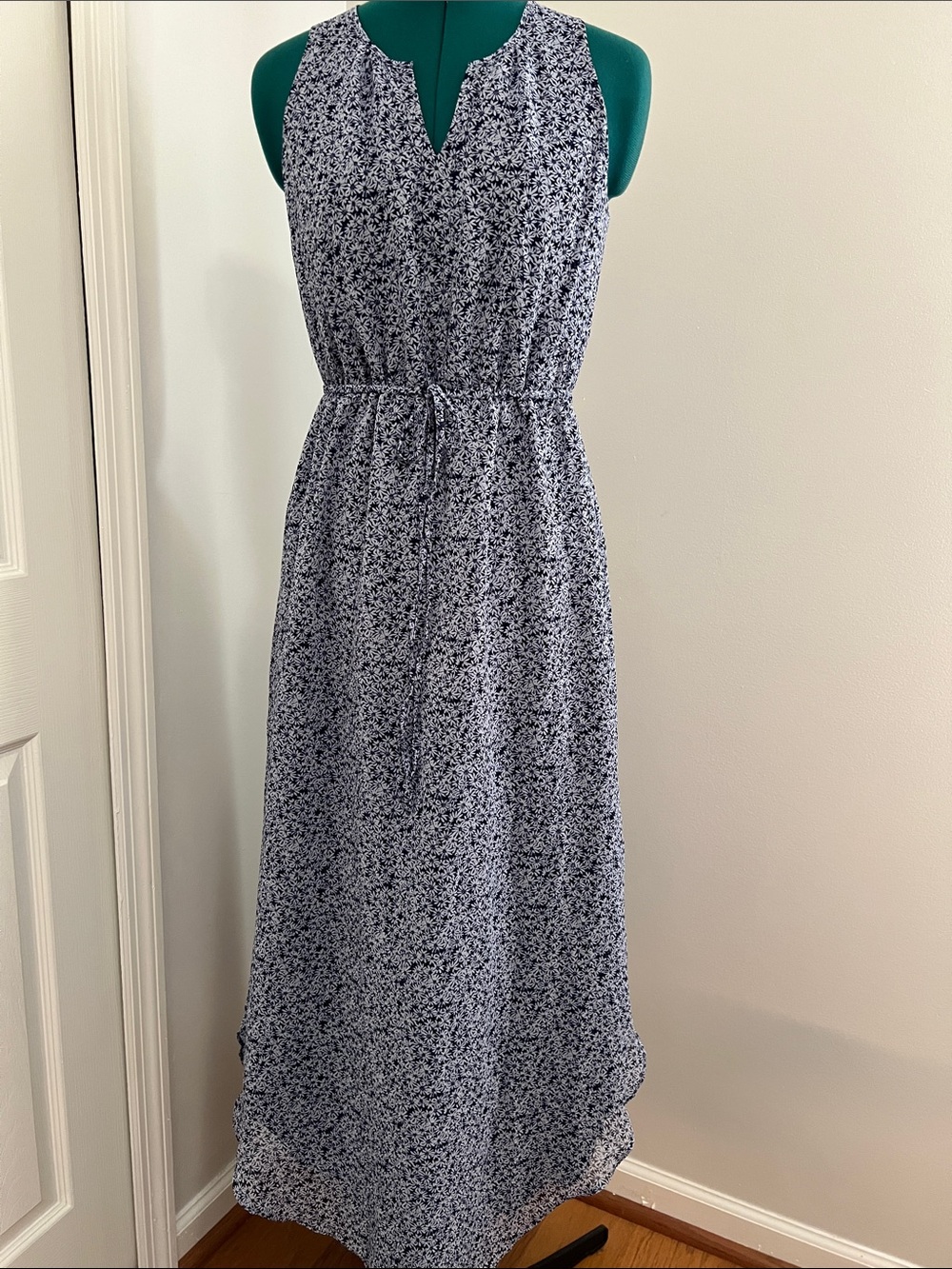 LC Lauren Conrad Navy and White Floral Sleeveless Maxi Dress